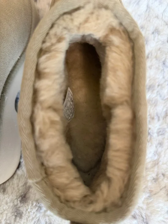 UGG Classic Ultra Mini New Heights
Platform Boot - Picture 6 of 11